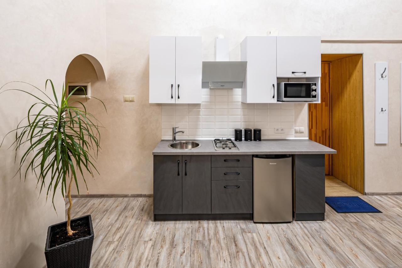 Apartment On Kovzhuna Street Lviv Kültér fotó