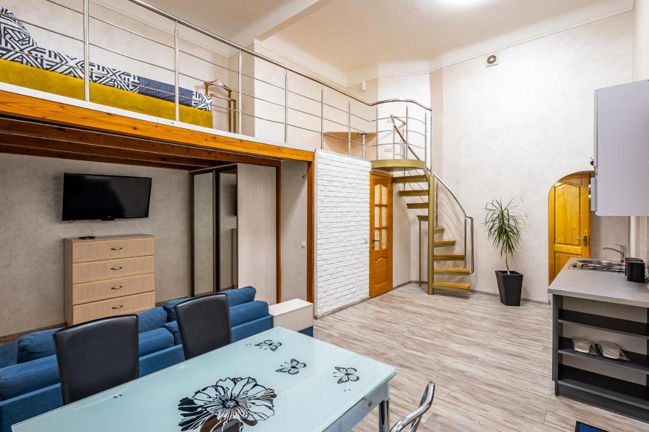 Apartment On Kovzhuna Street Lviv Kültér fotó